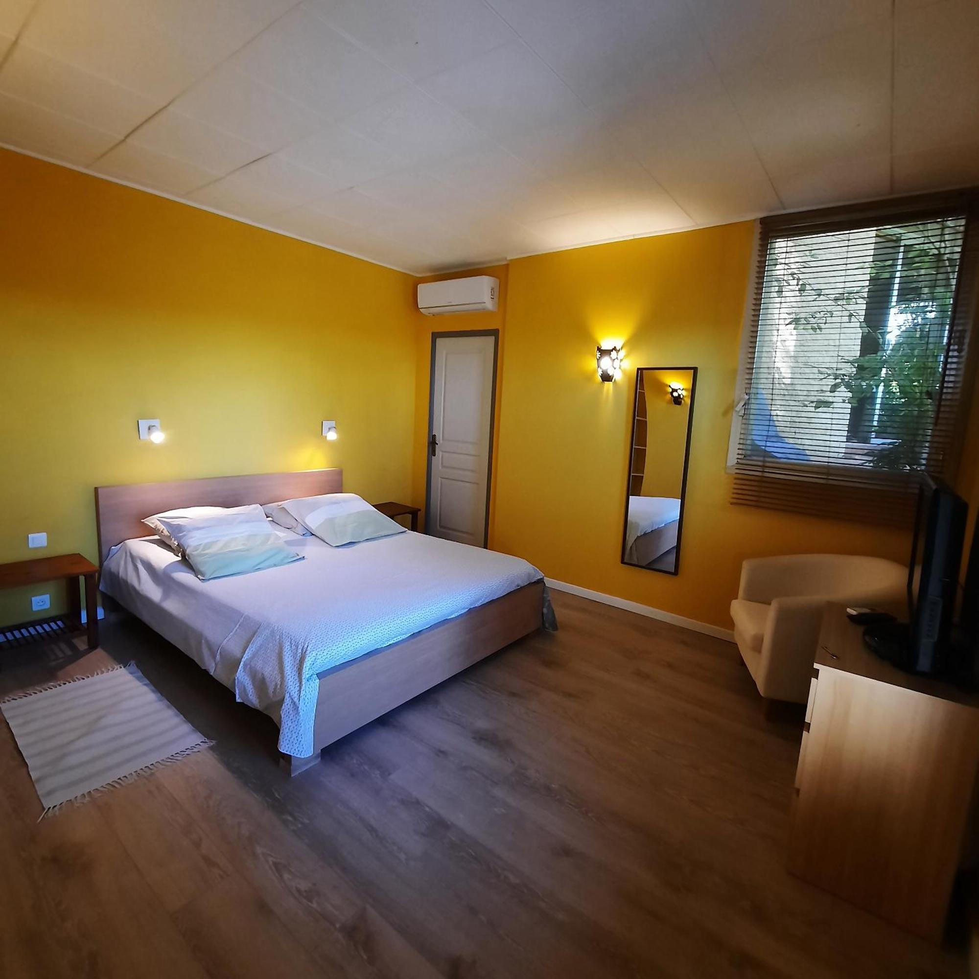 Bed and Breakfast Les 3 Saisons Кюкюрон Экстерьер фото
